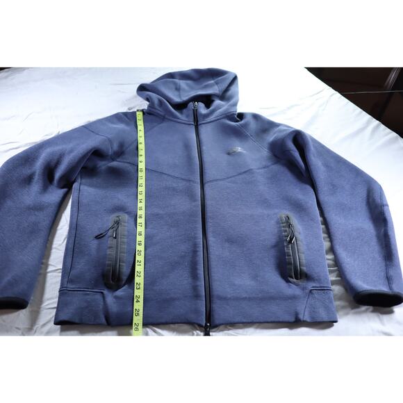 Nike Tech Full-Zip Hoodie Men’s Large Navy Blue – Water-Resistant Zipper Pockets - Picture 3 of 10